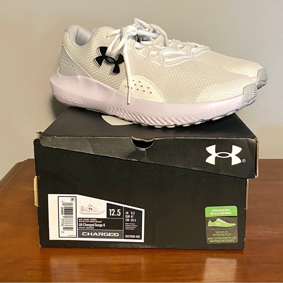 Under Armour Charged Surge 4 Running Shoes NIB - Picture 6 of 15